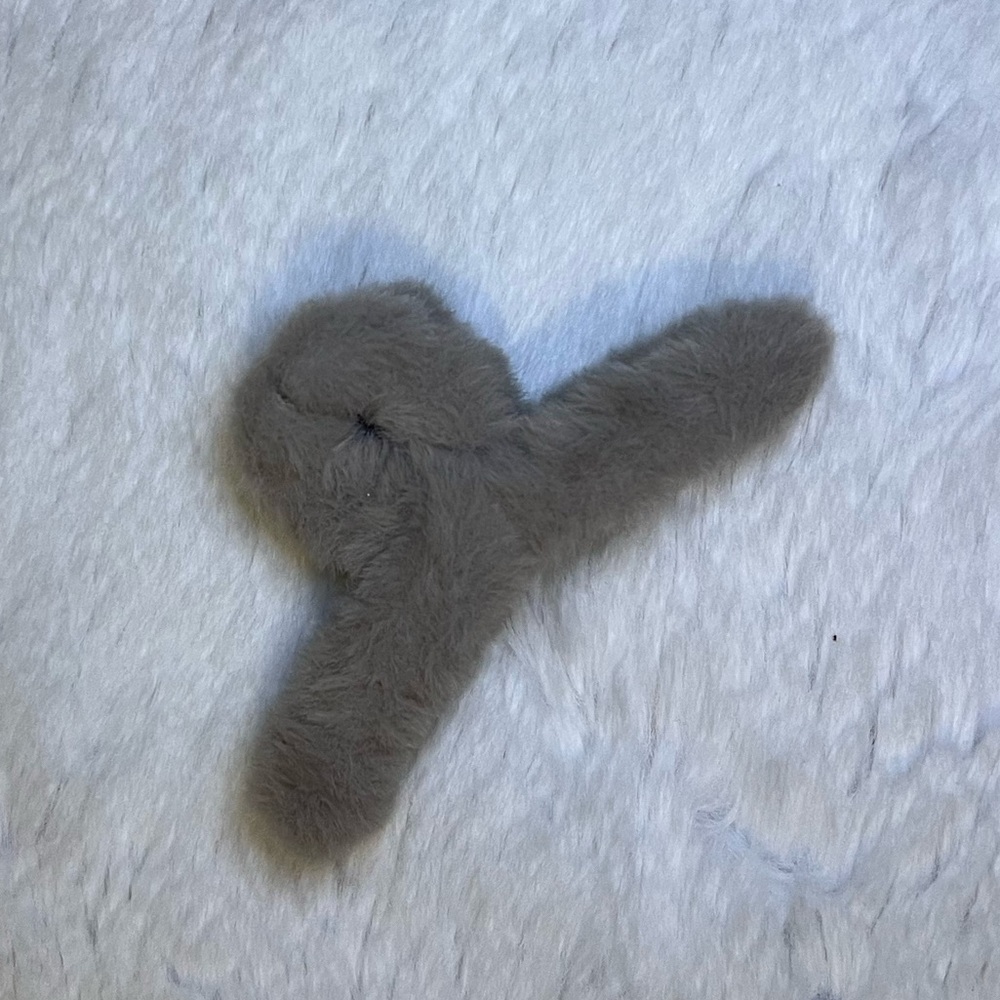 SOFT HAIR CLIP GRAY